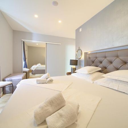 Apartment Old Town Mariolina クルク エクステリア 写真