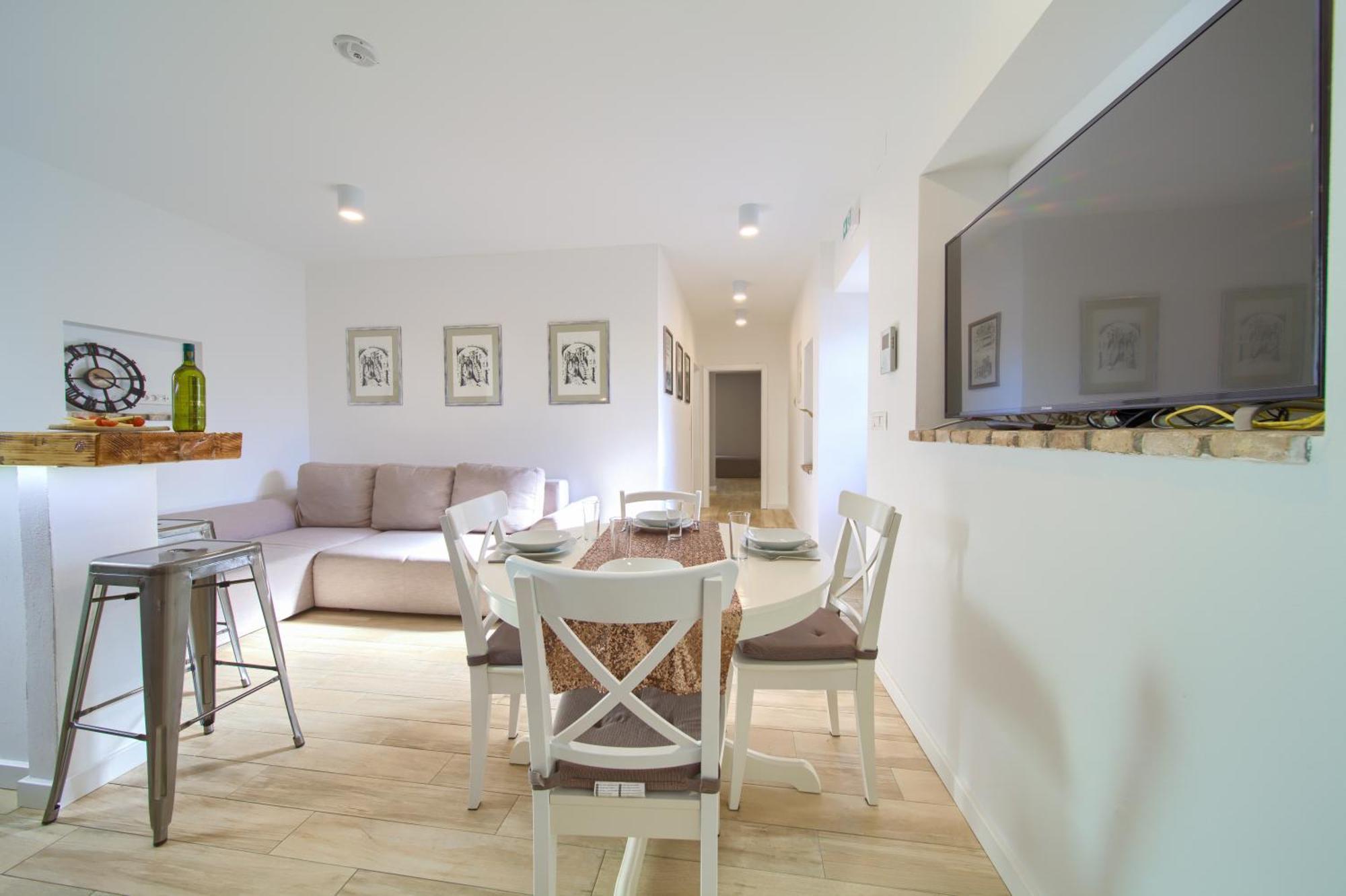 Apartment Old Town Mariolina クルク エクステリア 写真