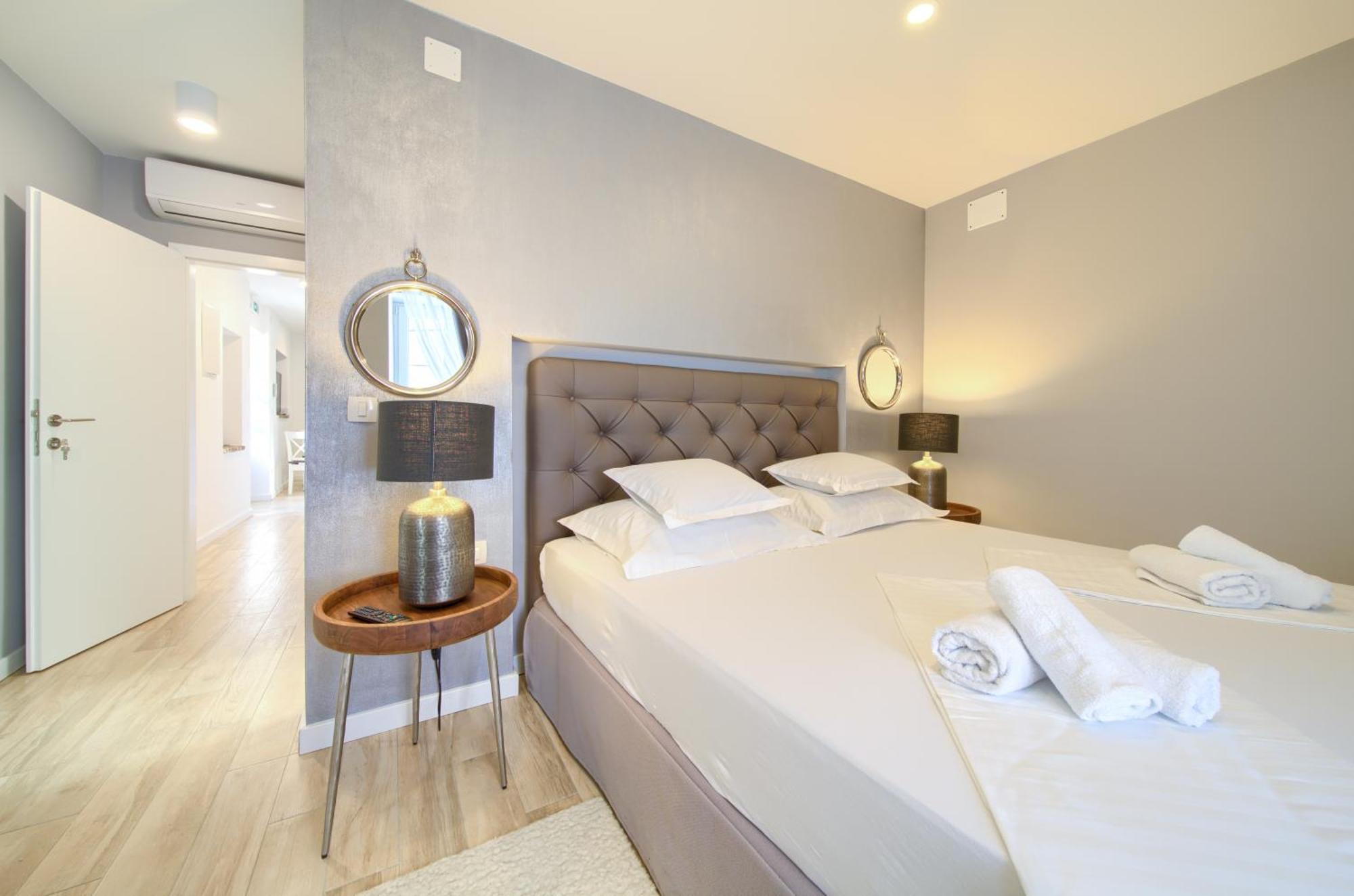 Apartment Old Town Mariolina クルク エクステリア 写真
