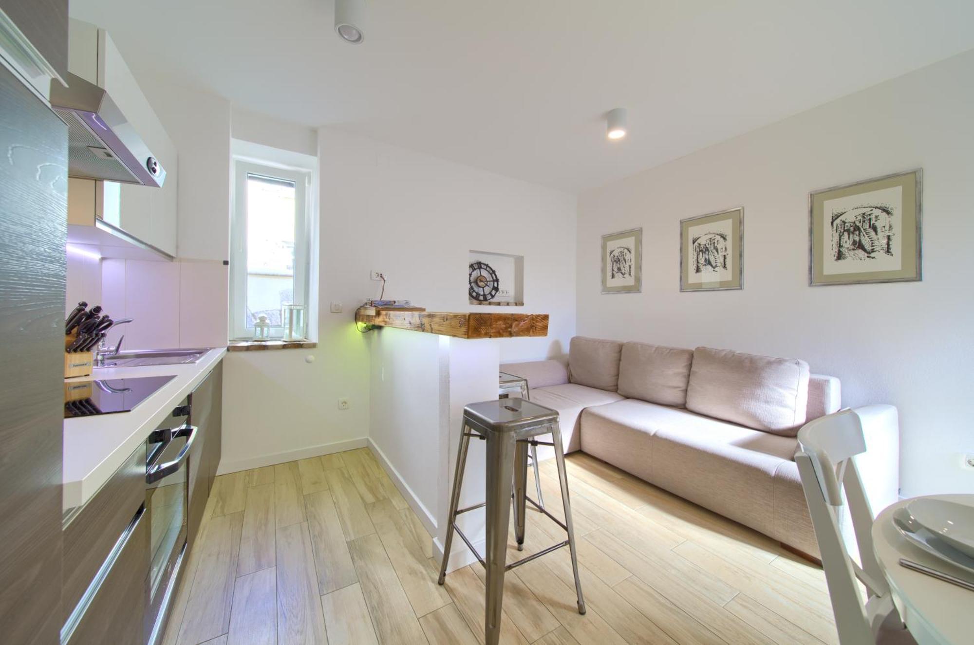 Apartment Old Town Mariolina クルク エクステリア 写真