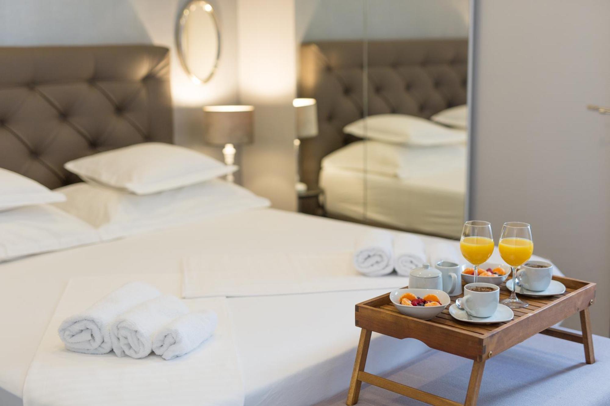 Apartment Old Town Mariolina クルク エクステリア 写真