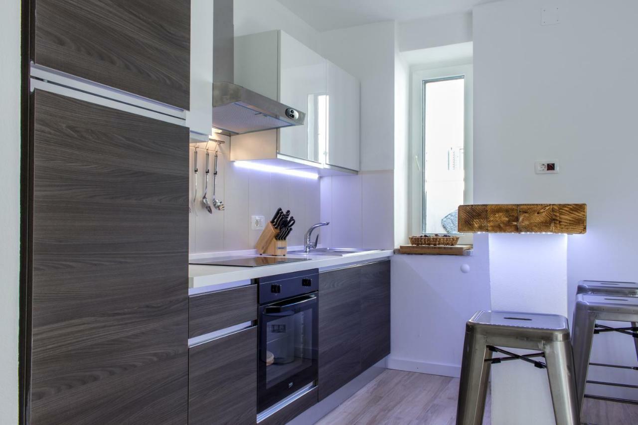 Apartment Old Town Mariolina クルク エクステリア 写真
